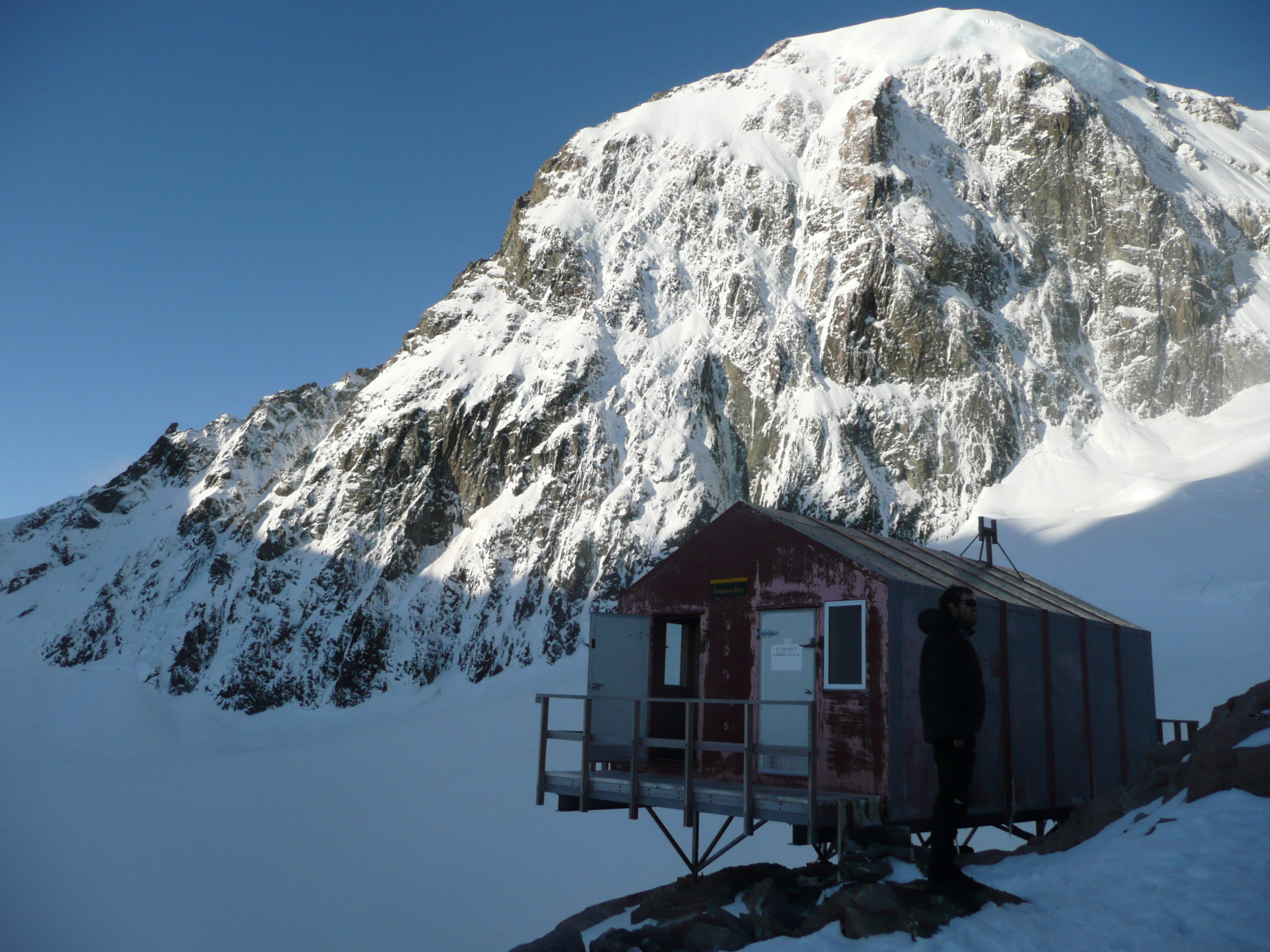 Empress Hut - Canterbury Mountaineering Club